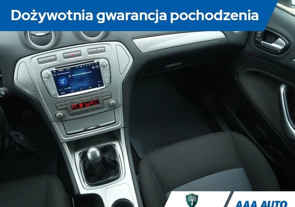 Ford Mondeo cena 25500 przebieg: 127768, rok produkcji 2010 z Ujazd małe 277